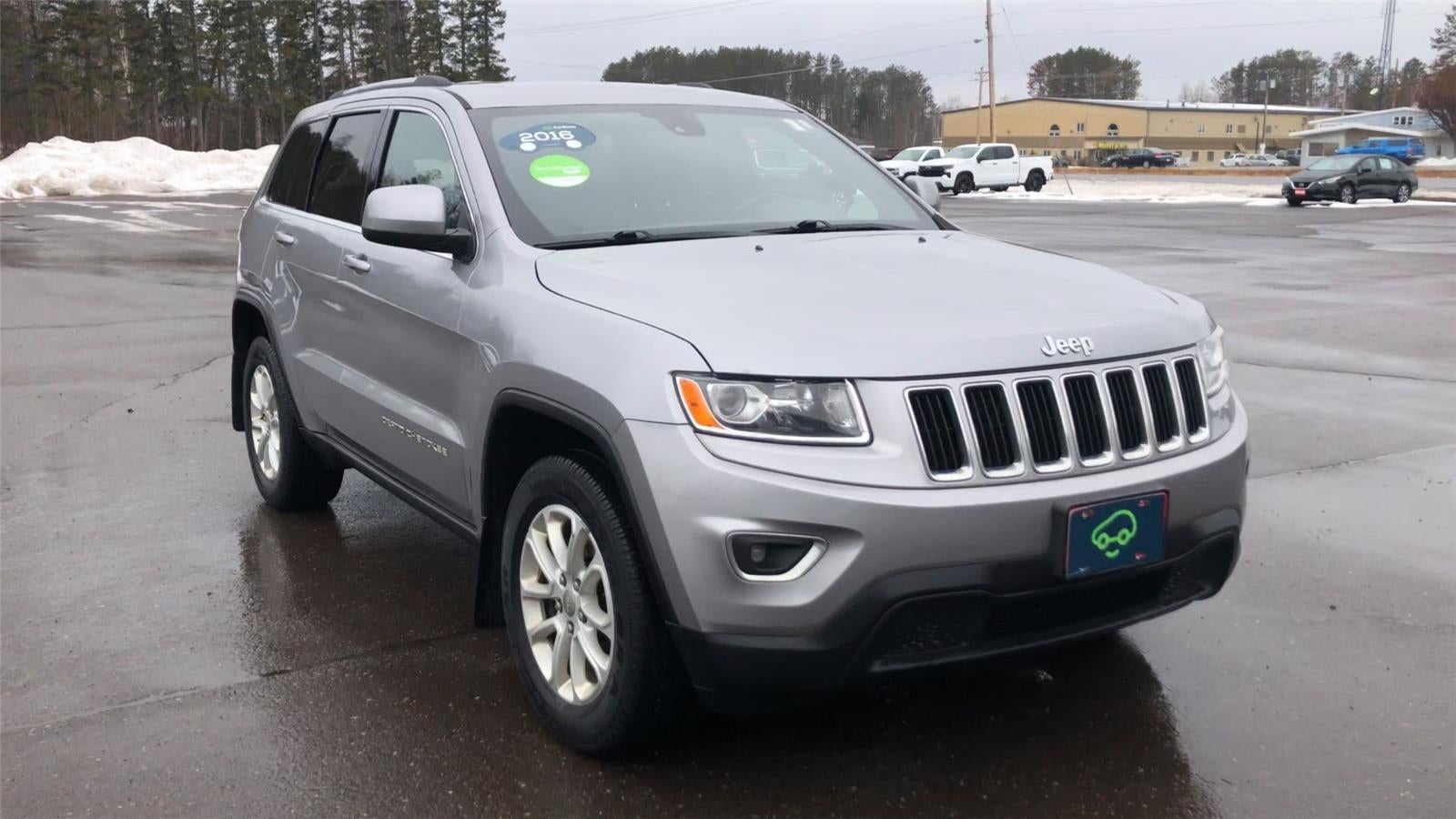 Used 2016 Jeep Grand Cherokee Laredo E with VIN 1C4RJFAG1GC426159 for sale in Hermantown, MN