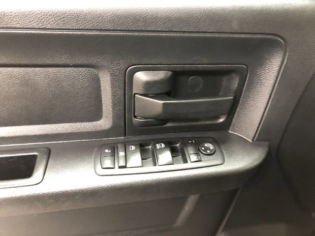 2017 RAM 1500 Tradesman Crew Cab 4x4 6'4" Box