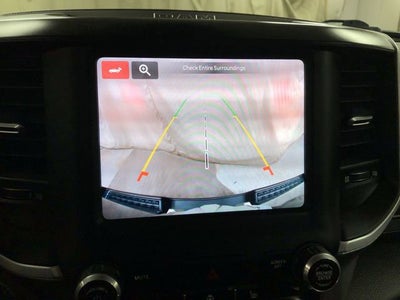 2022 RAM 1500 Big Horn Crew Cab 4x4 5'7" Box