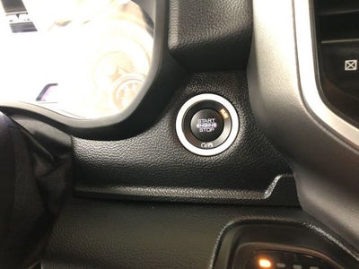 2022 RAM 1500 Big Horn Crew Cab 4x4 5'7" Box