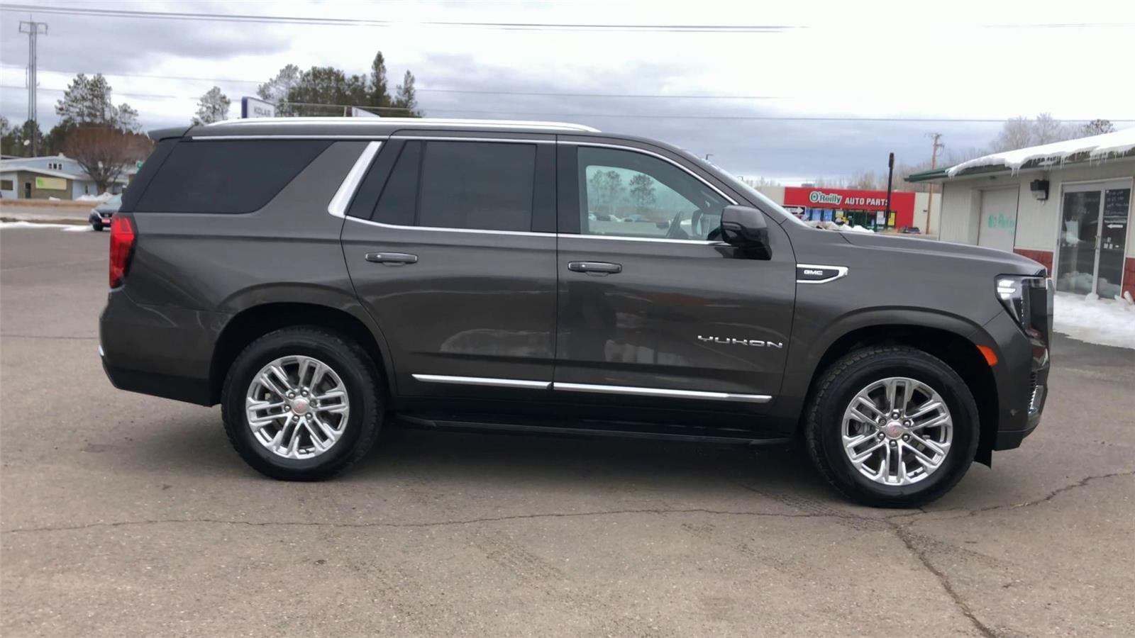 2021 GMC Yukon SLT