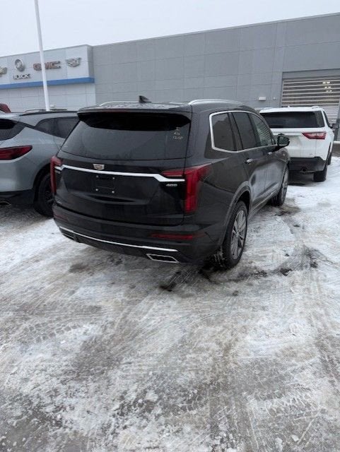 2025 Cadillac XT6 Premium Luxury