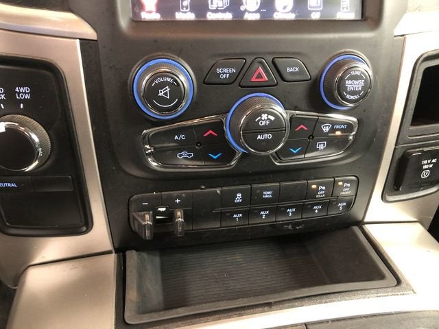 2017 RAM 2500 SLT Crew Cab 4x4 6'4" Box