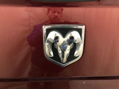 2017 RAM 2500 SLT Crew Cab 4x4 6'4" Box