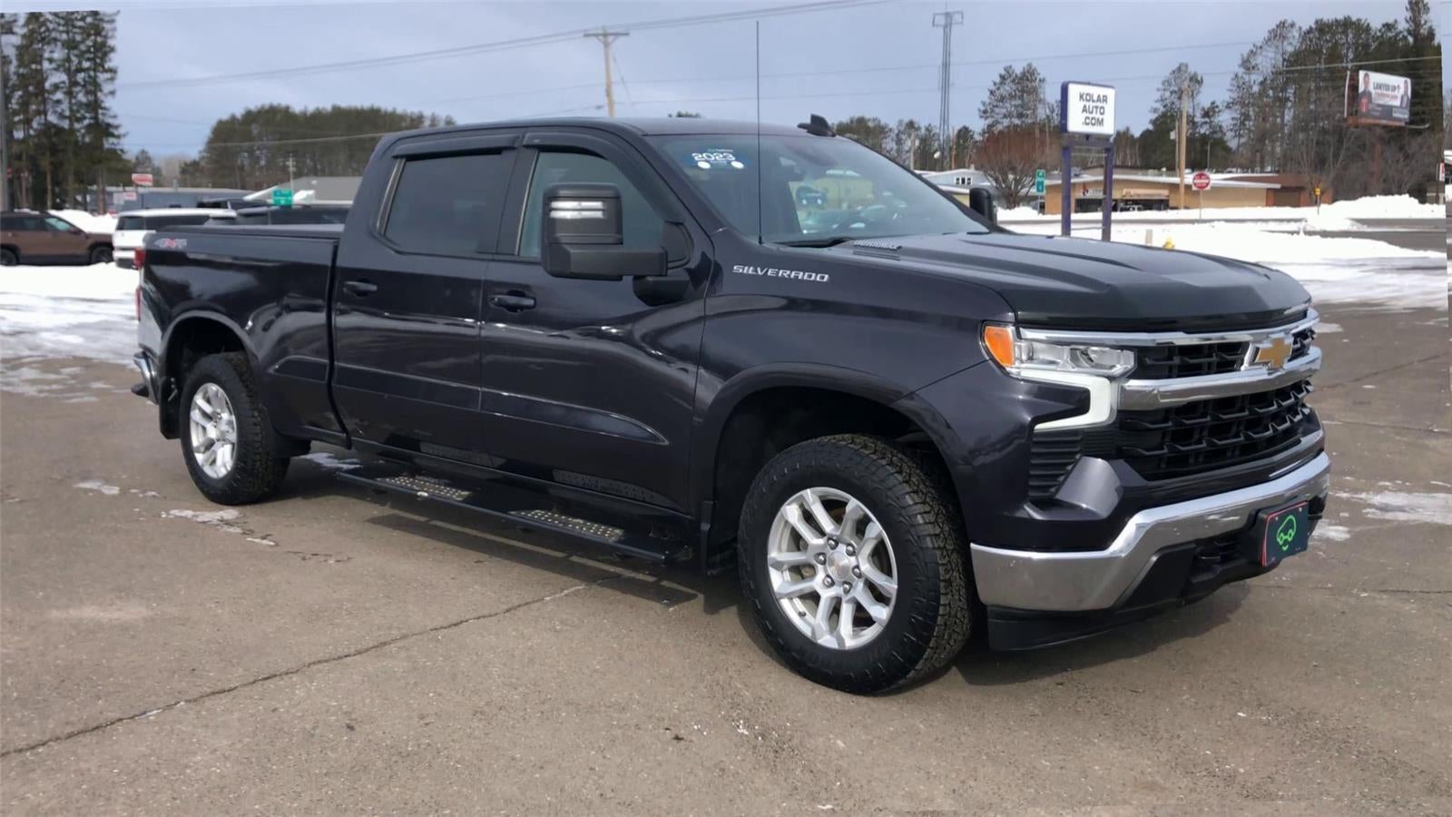 Used 2023 Chevrolet Silverado 1500 LT with VIN 3GCUDDE89PG116332 for sale in Hermantown, Minnesota