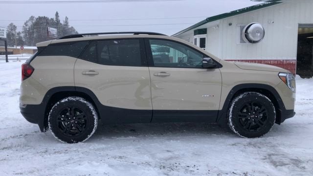 2023 GMC Terrain AT4