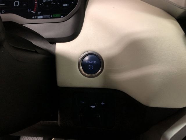 2023 Toyota Tundra Hybrid Capstone