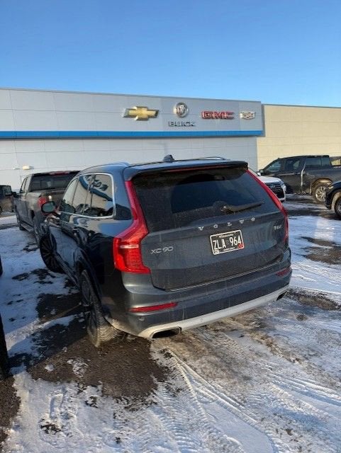 2020 Volvo XC90 Momentum