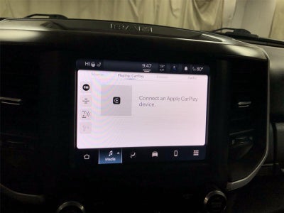 2022 RAM 1500 Big Horn Crew Cab 4x4 5'7" Box