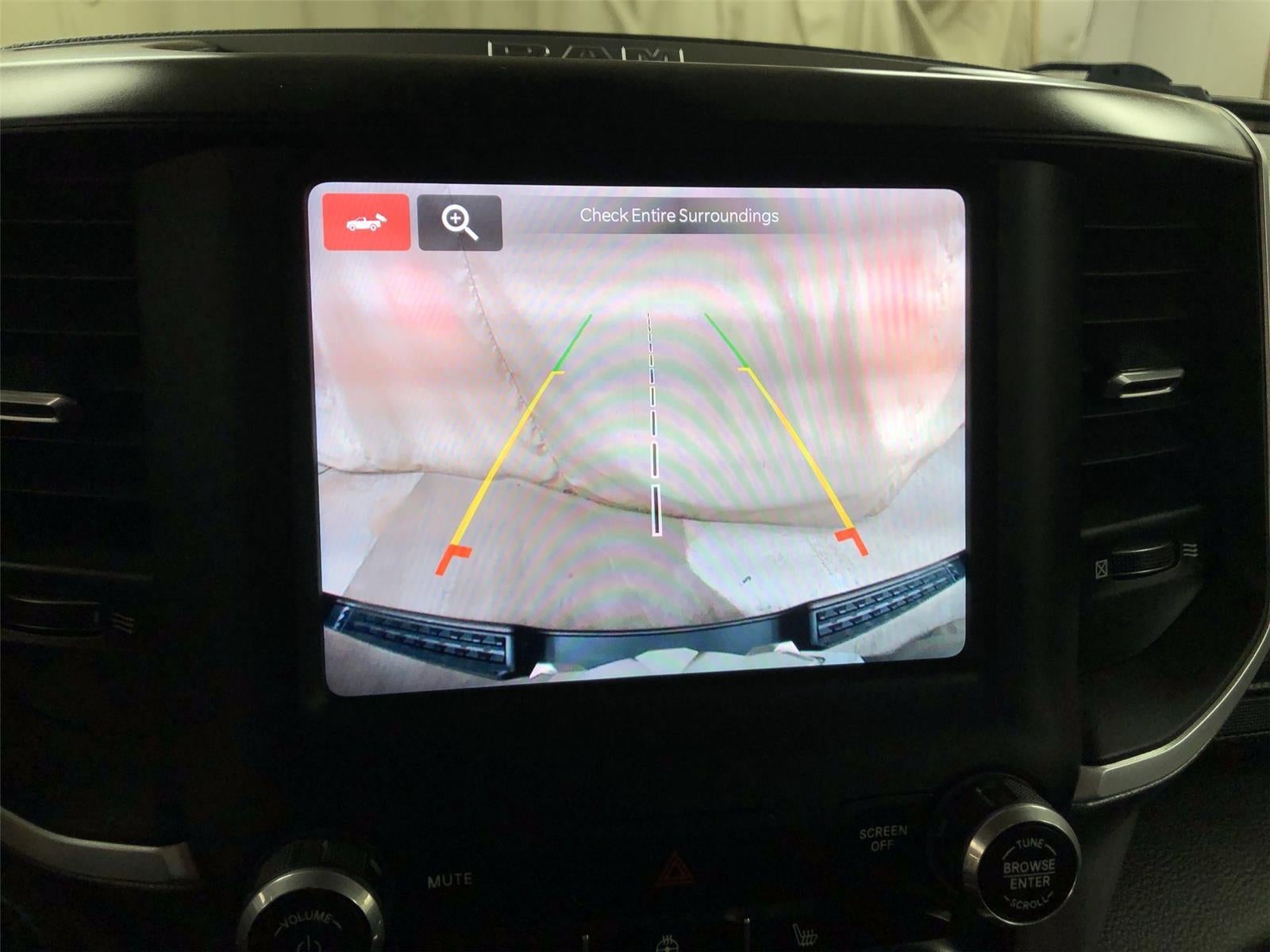 2022 RAM 1500 Big Horn Crew Cab 4x4 5'7" Box