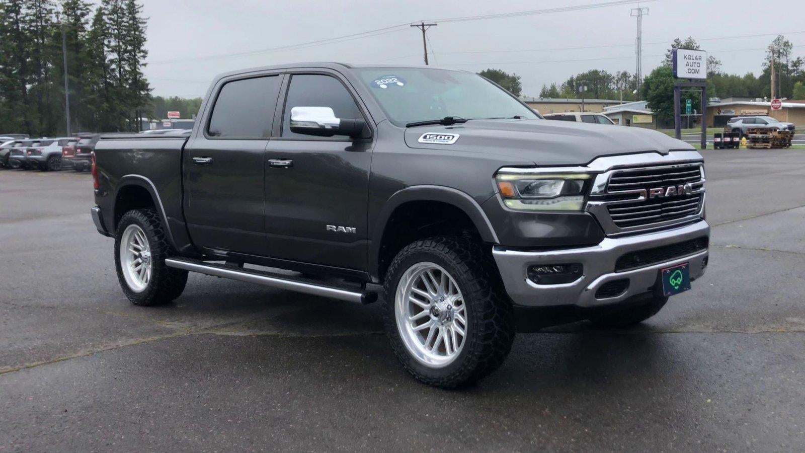 2022 RAM 1500 Laramie Crew Cab 4x4 5'7" Box
