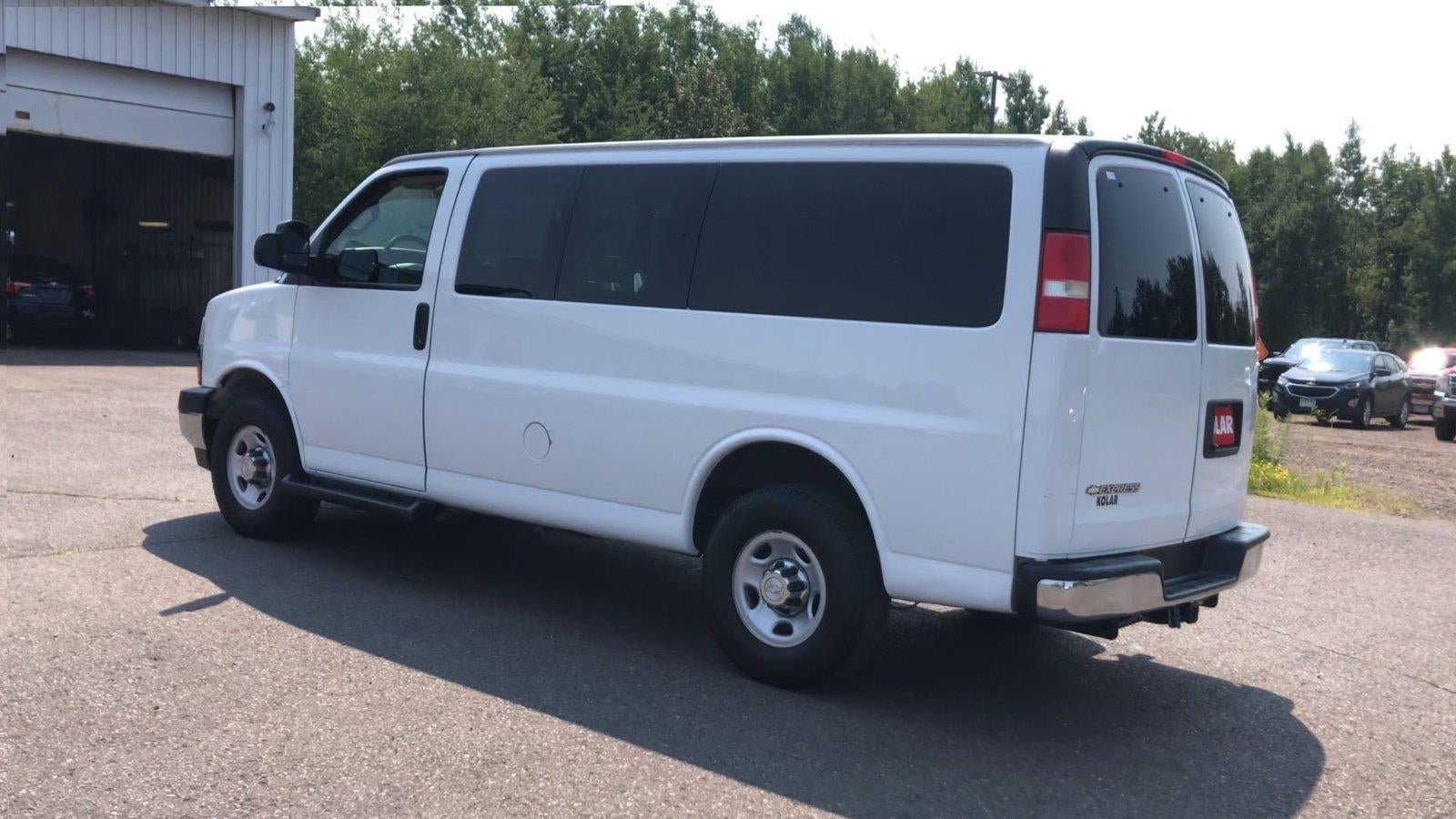 2018 Chevrolet Express Passenger 3500 LT
