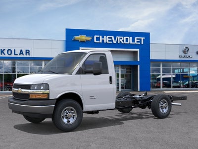 2026 Chevrolet Express Cutaway 3500 1WT