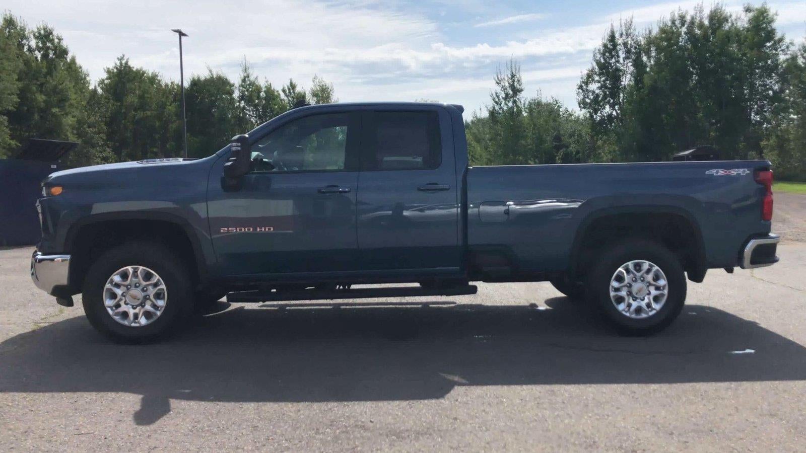 2024 Chevrolet Silverado 2500HD LT - Photo 5