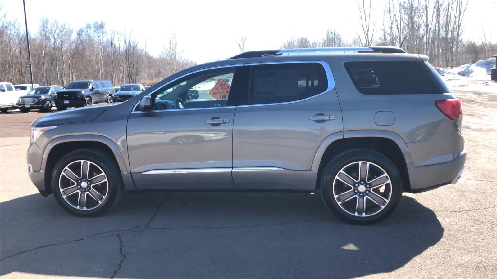 2019 GMC Acadia Denali