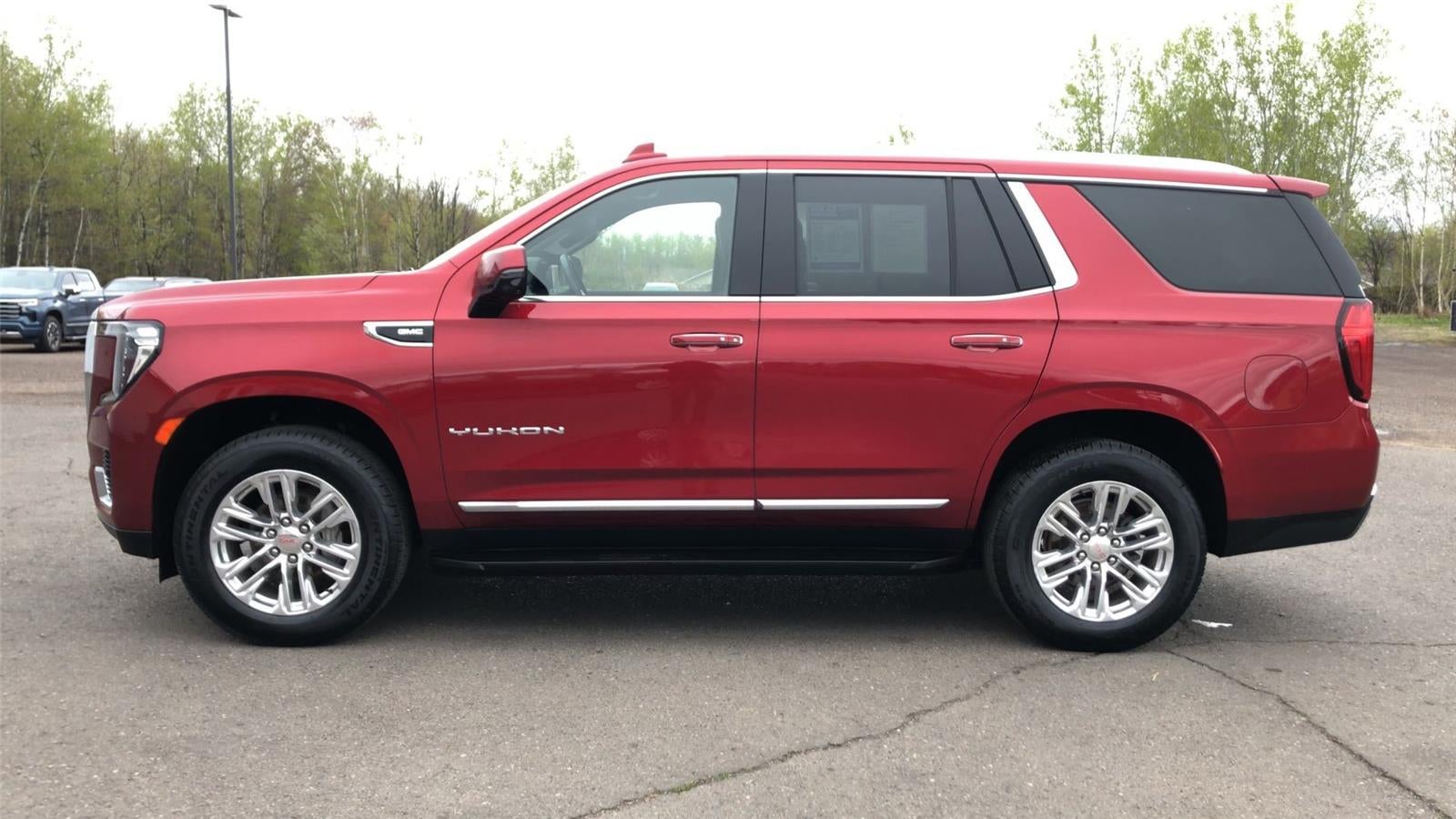 2024 GMC Yukon SLT