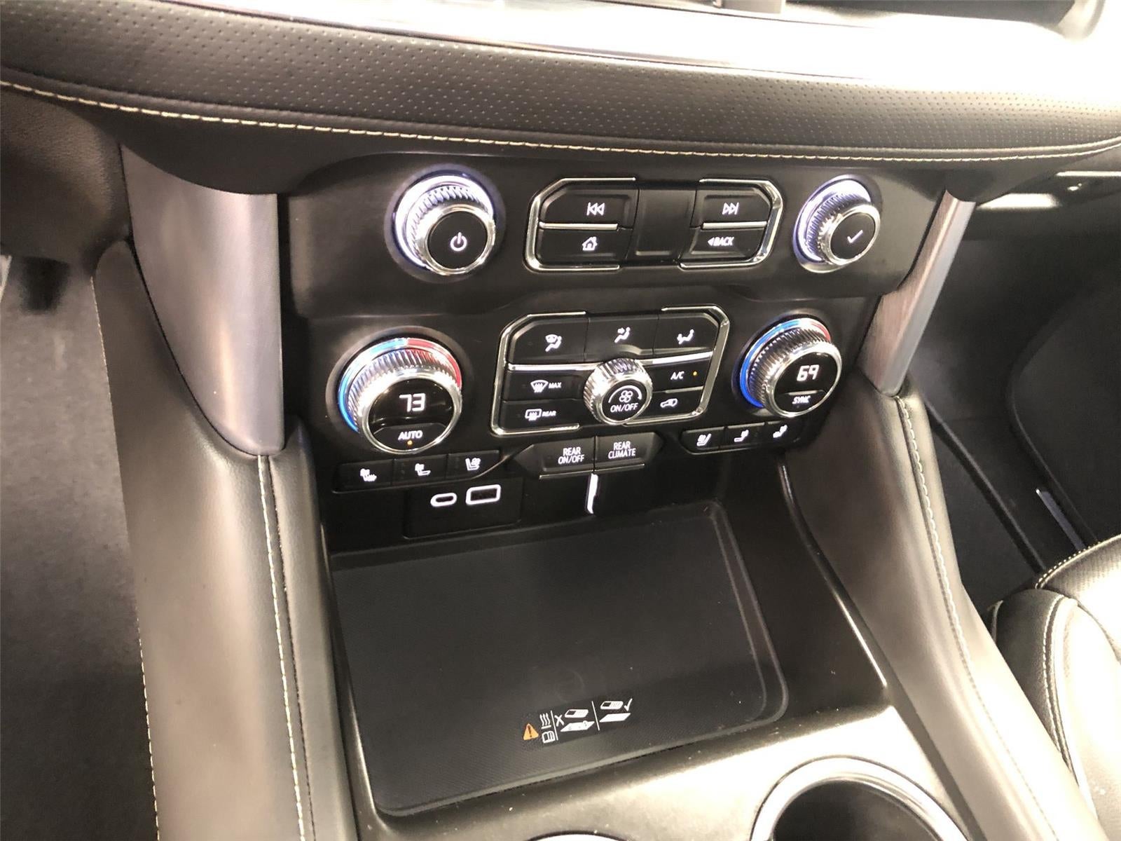 2022 GMC Yukon XL SLT