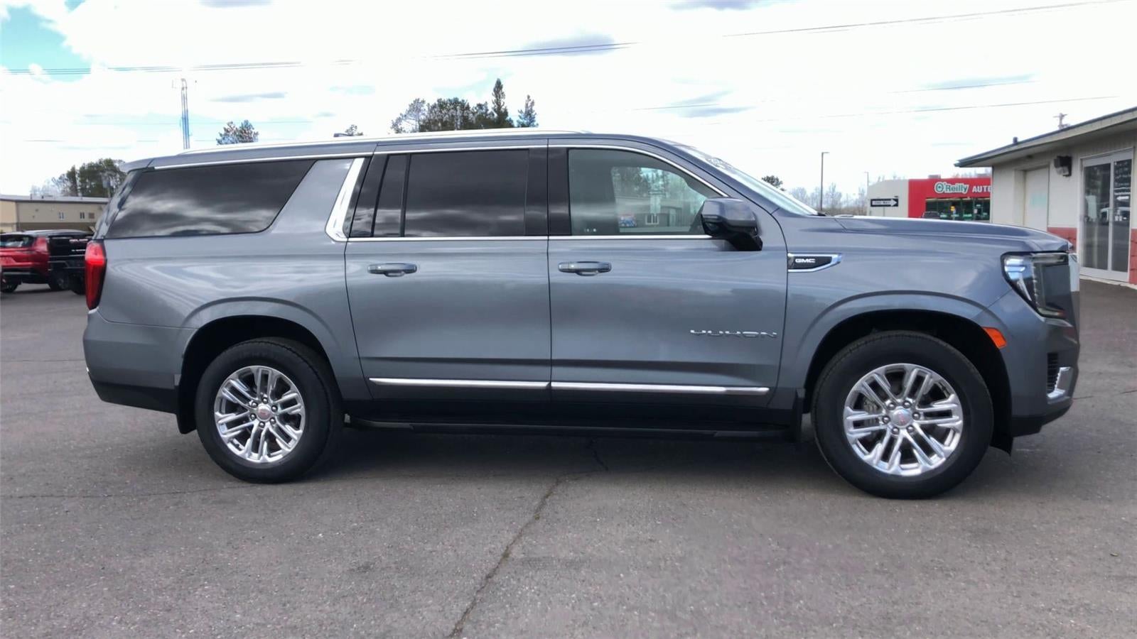 2022 GMC Yukon XL SLT