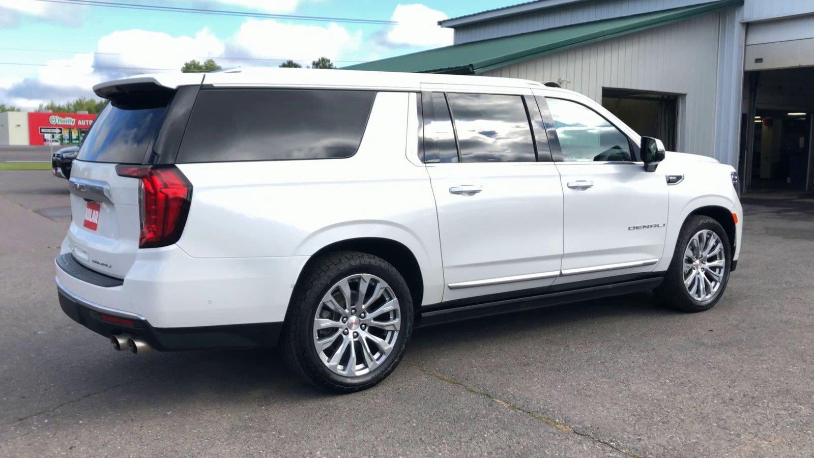 2024 GMC Yukon XL Denali