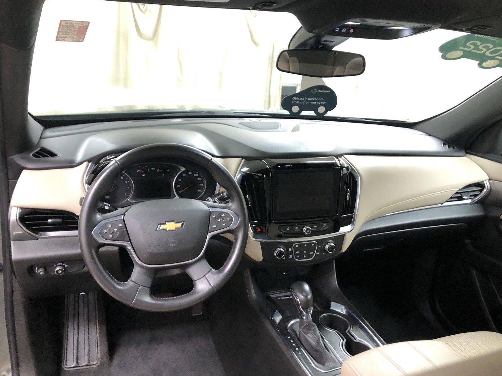 2022 Chevrolet Traverse LT Cloth