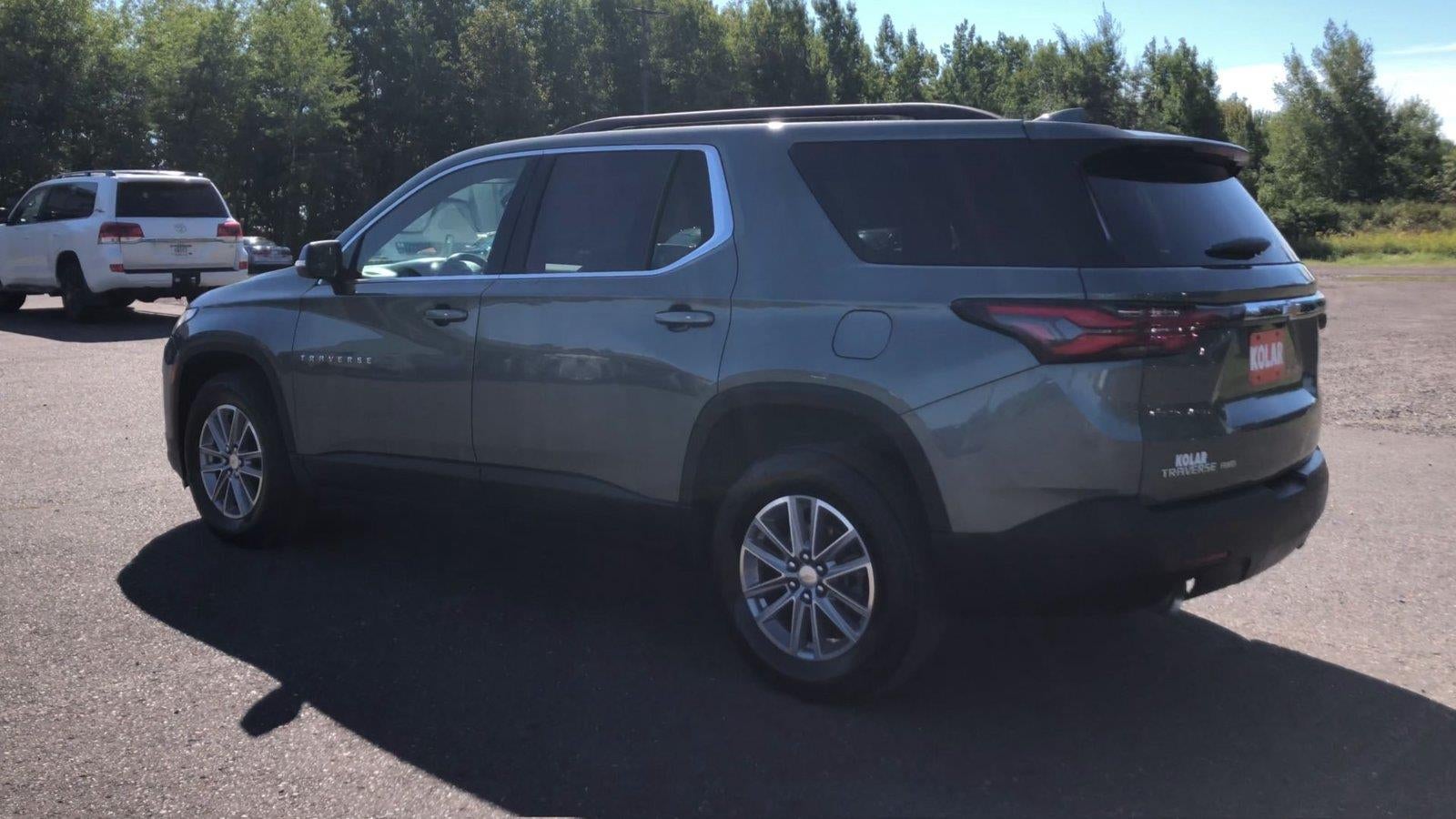 2022 Chevrolet Traverse LT Cloth