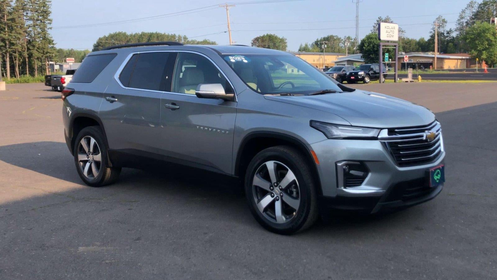 Used 2023 Chevrolet Traverse 3LT with VIN 1GNEVHKW0PJ338727 for sale in Hermantown, Minnesota
