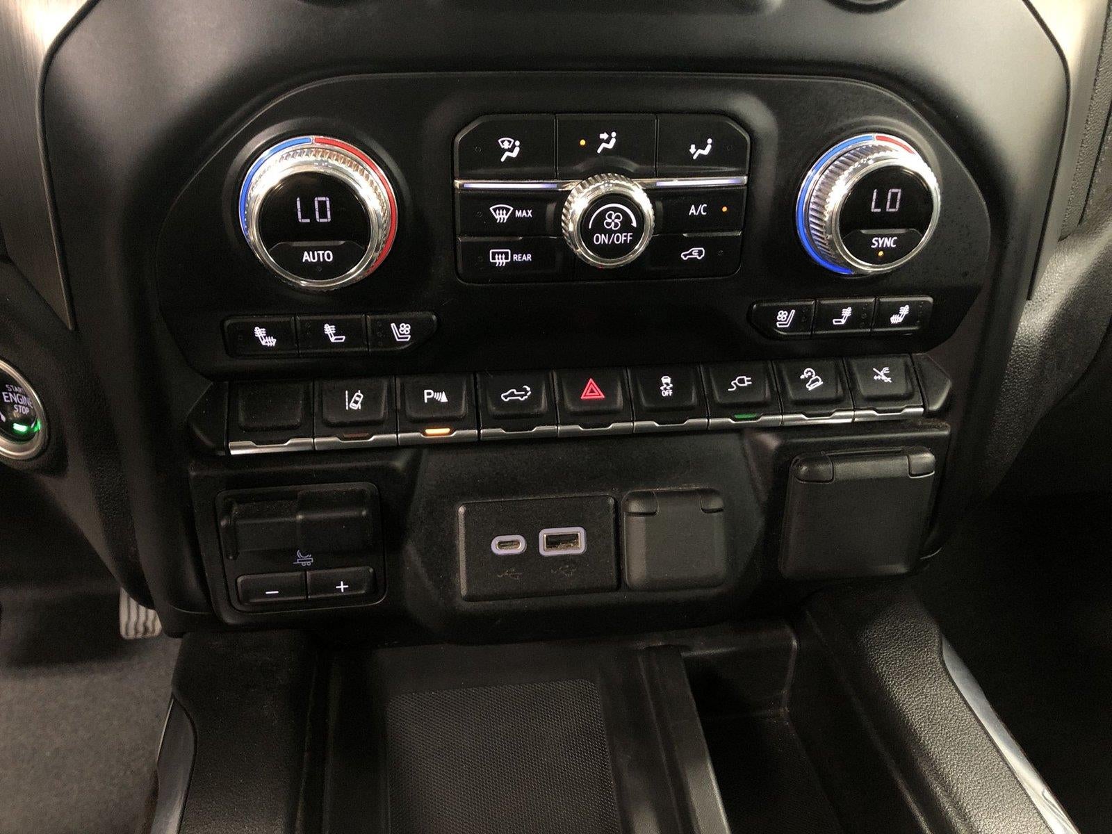 2023 GMC Sierra 3500 HD Denali