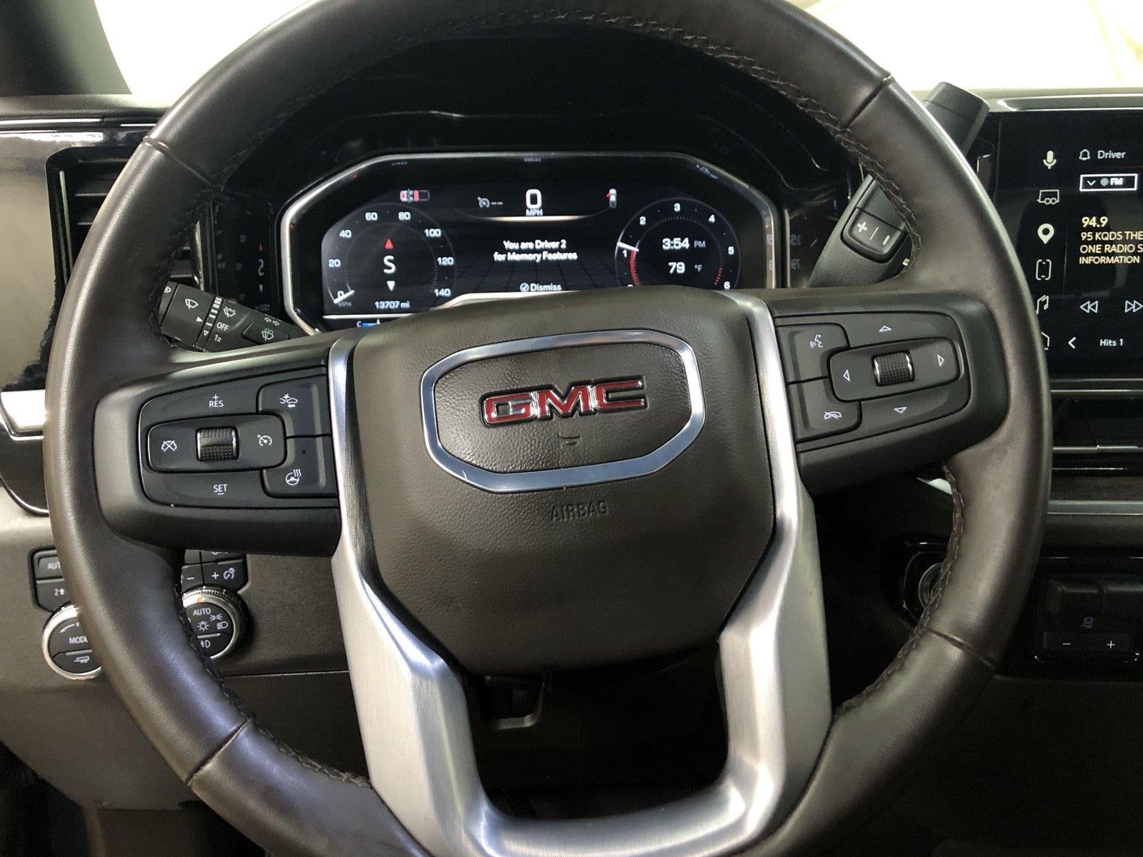 2025 GMC Sierra 3500 HD SLT