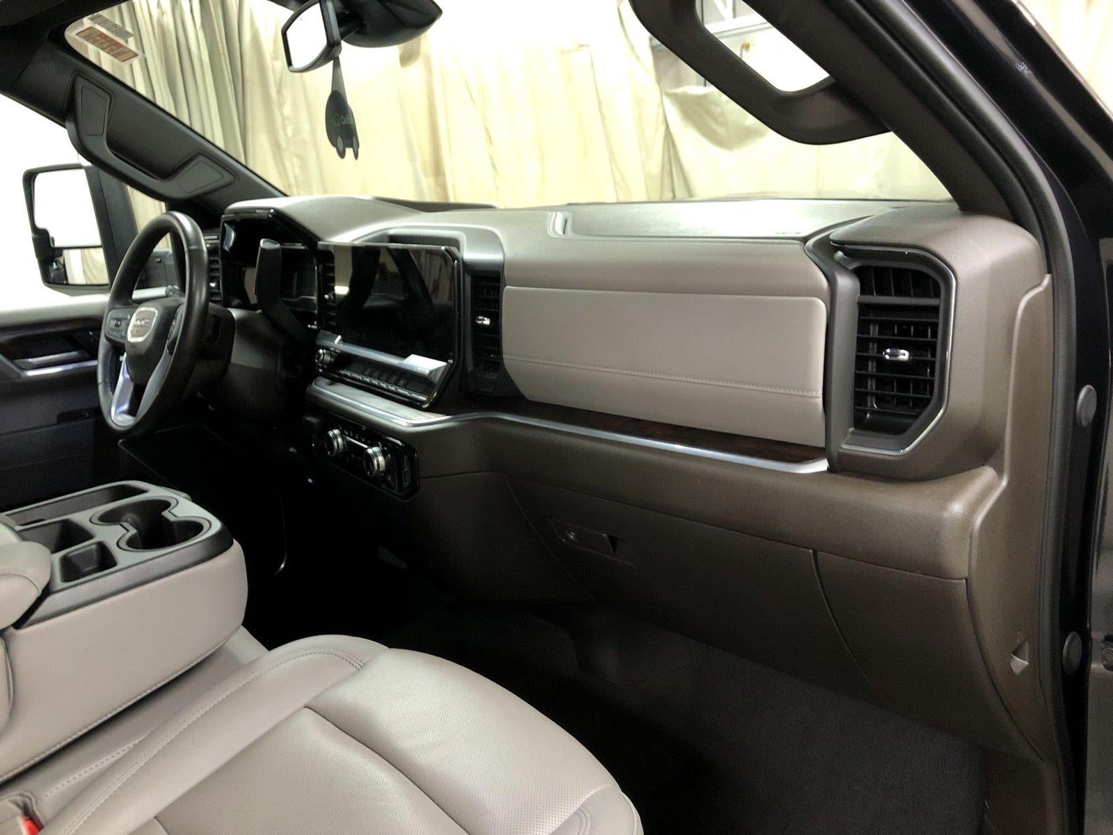 2025 GMC Sierra 3500 HD SLT