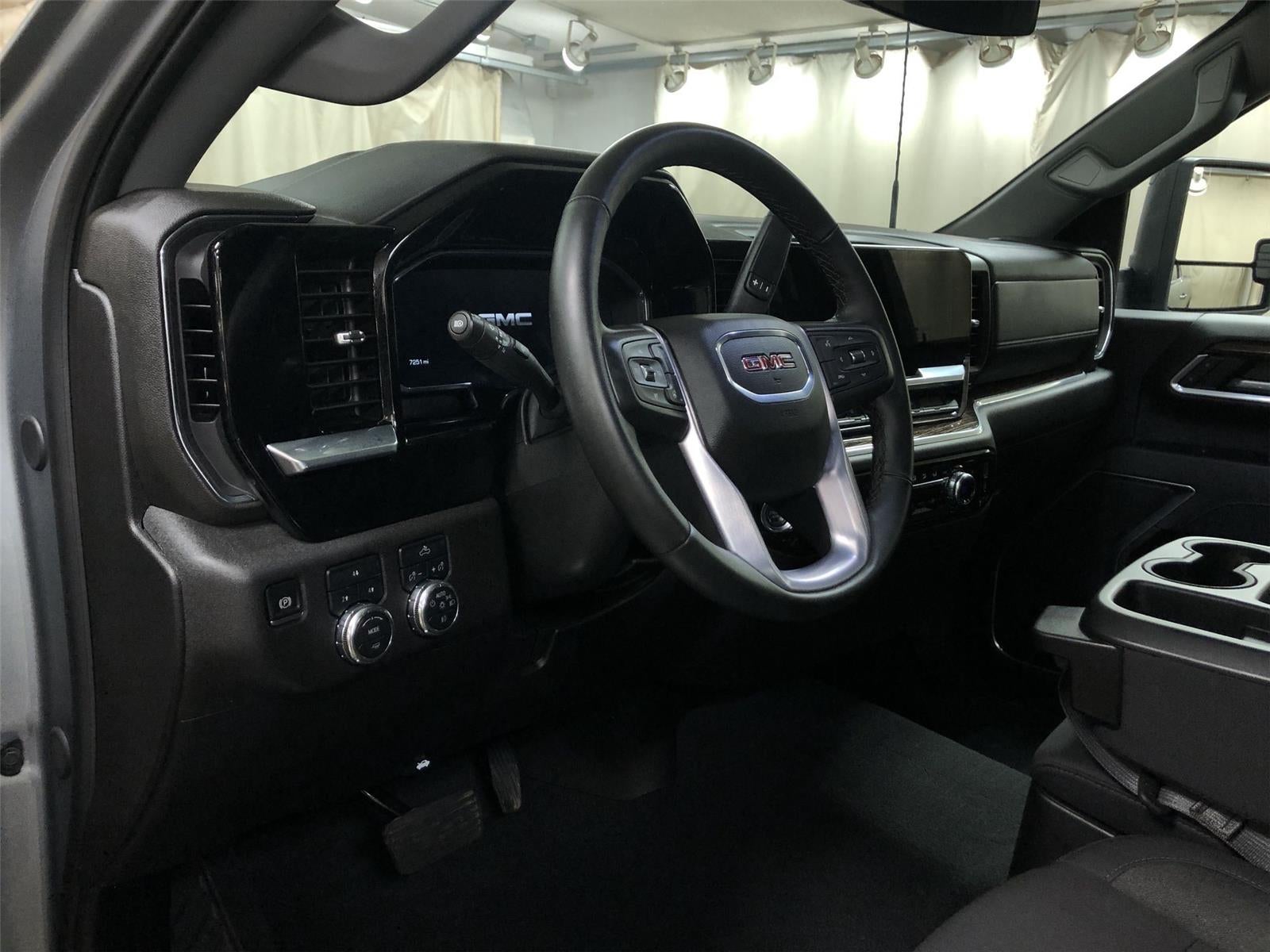 2026 GMC Sierra 2500 HD SLE