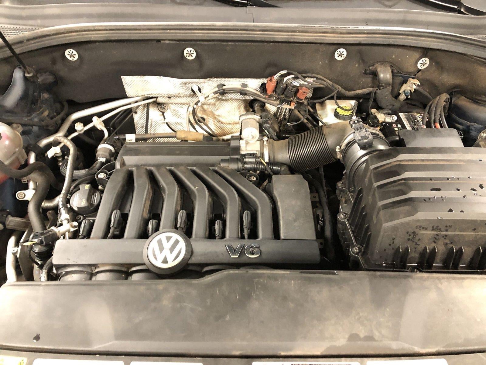 2021 Volkswagen Atlas 3.6L V6 SE w/Technology