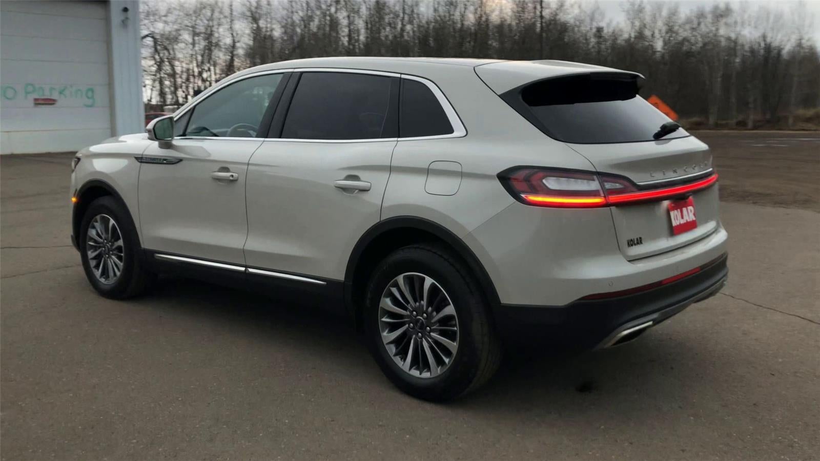 2022 Lincoln Nautilus Reserve