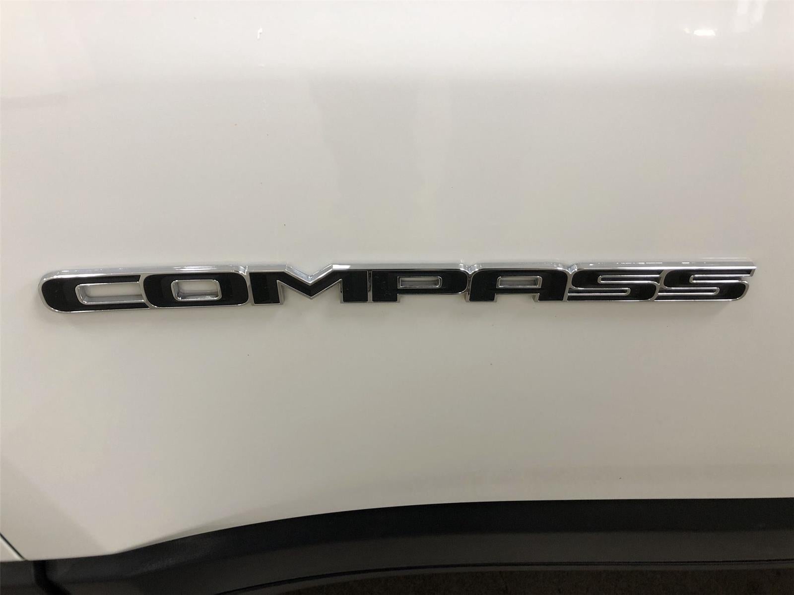 2024 Jeep Compass Latitude Lux FWD