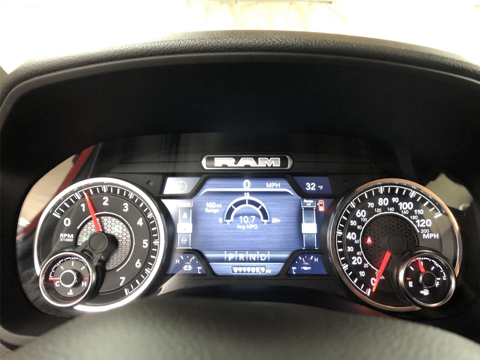 2024 RAM 3500 Big Horn Crew Cab 4x4 8' Box