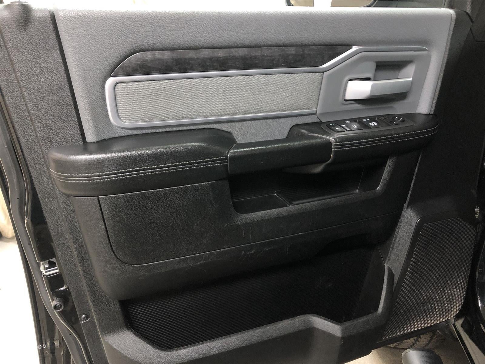 2022 RAM 2500 Big Horn Crew Cab 4x4 6'4" Box