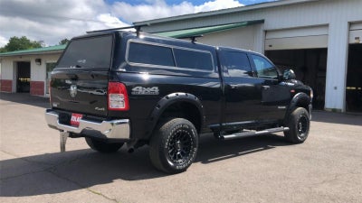 2022 RAM 2500 Big Horn Crew Cab 4x4 6'4" Box
