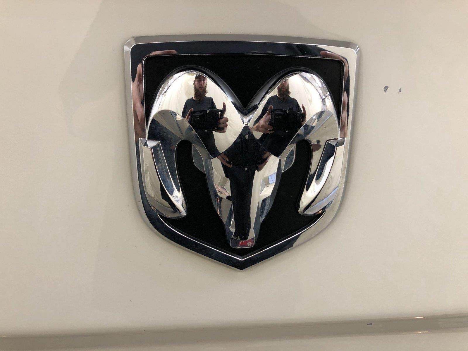 2018 RAM 2500 Laramie Crew Cab 4x4 6'4" Box