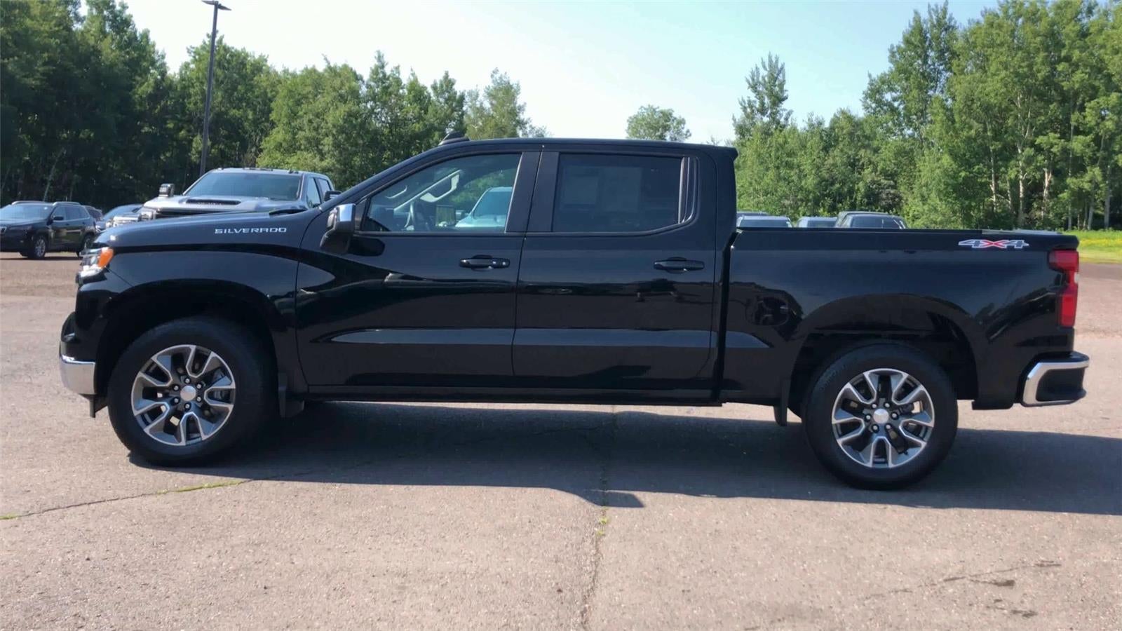 2023 Chevrolet Silverado 1500 LT (2FL)