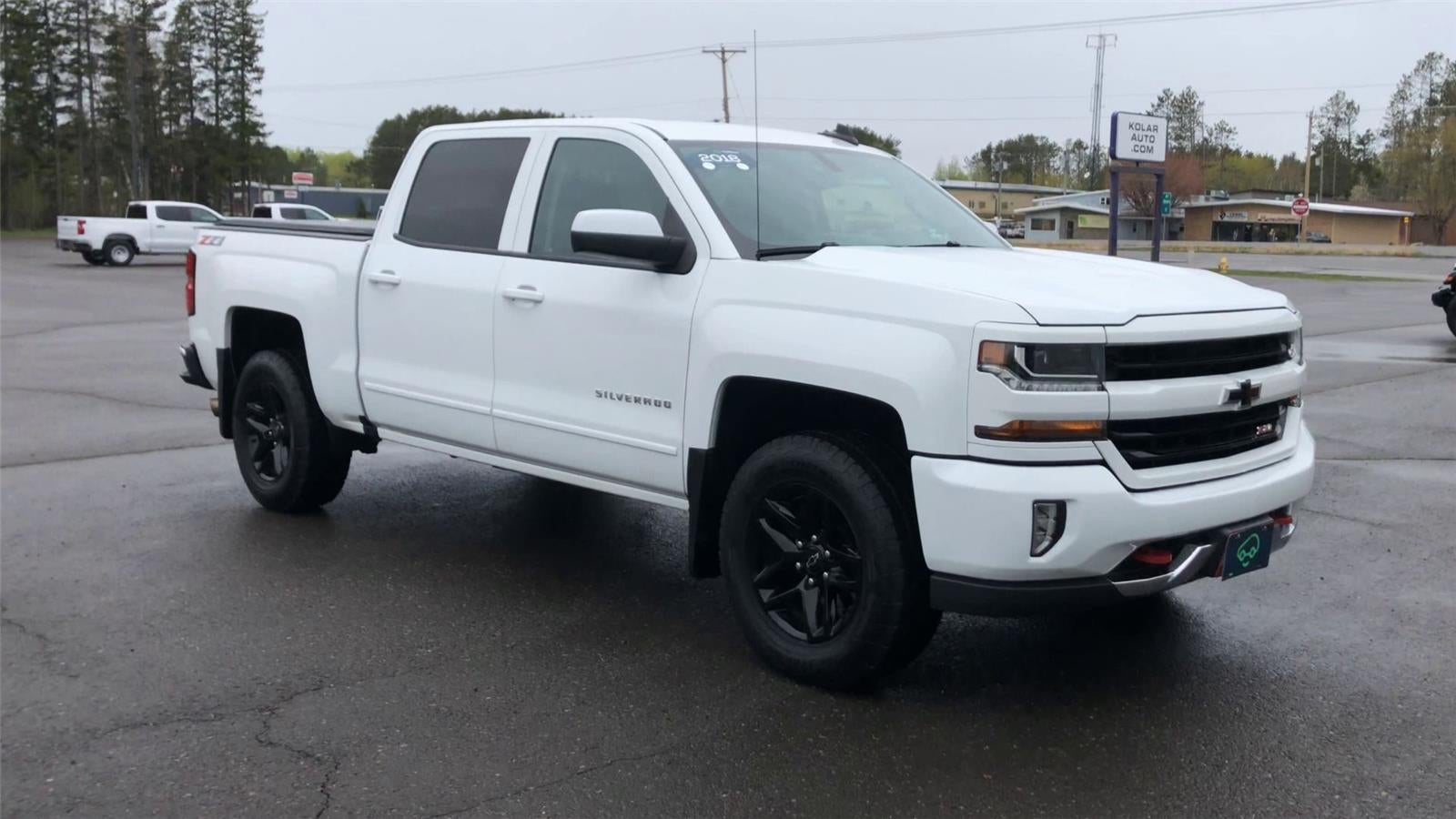 Used 2018 Chevrolet Silverado 1500 LT with VIN 3GCUKREC4JG566808 for sale in Hermantown, Minnesota