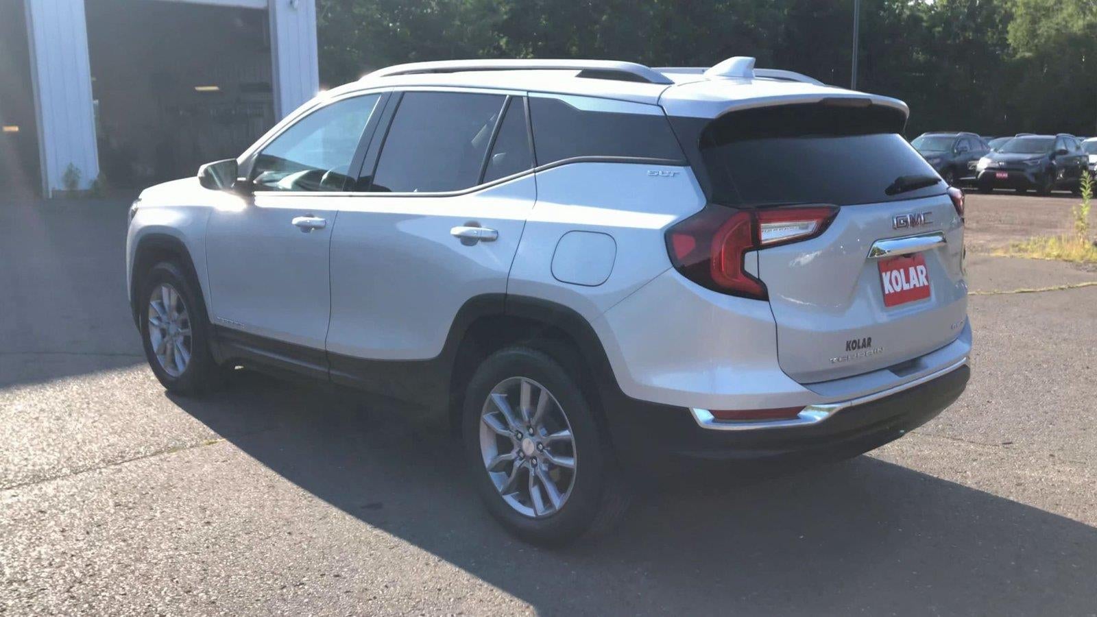 2022 GMC Terrain SLT