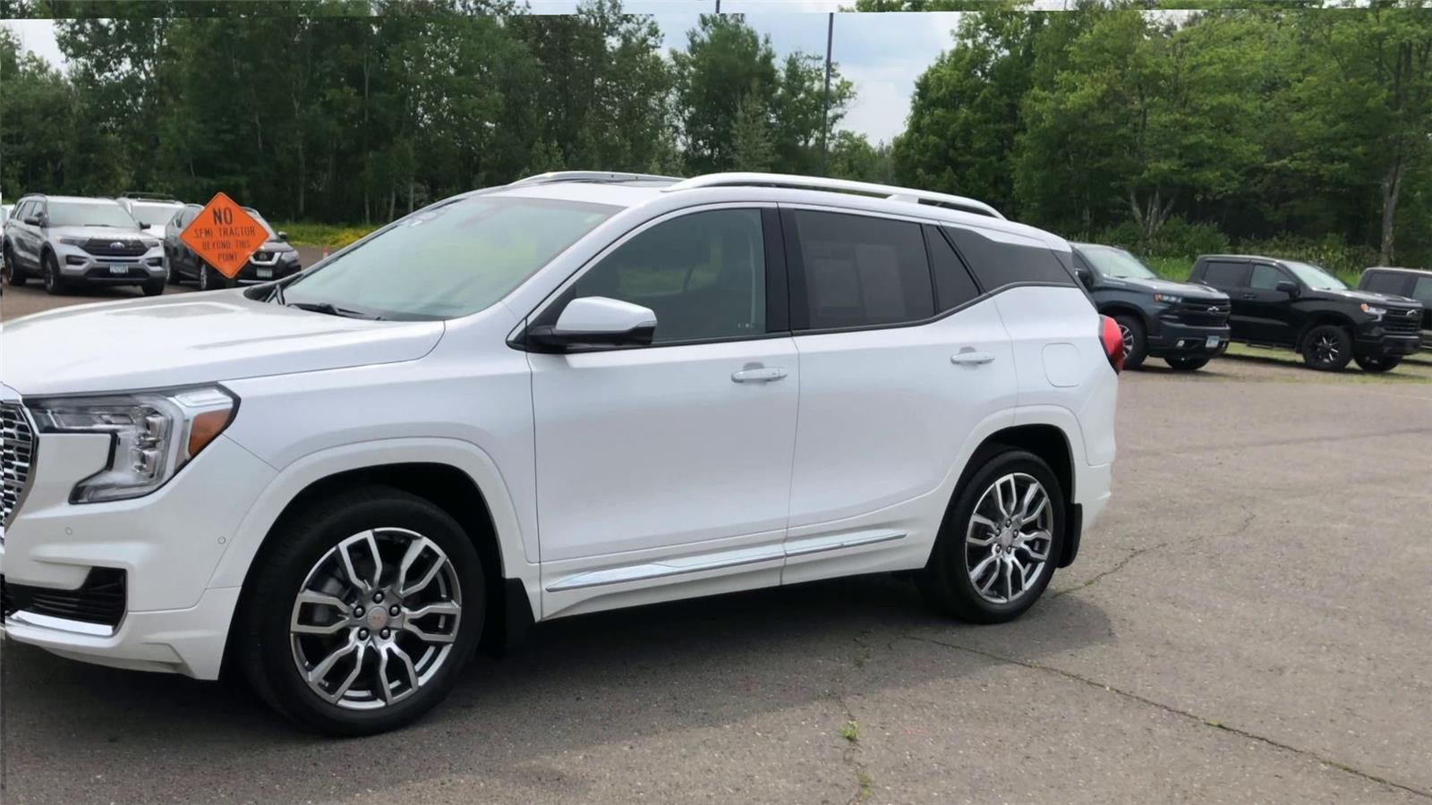 2023 GMC Terrain Denali