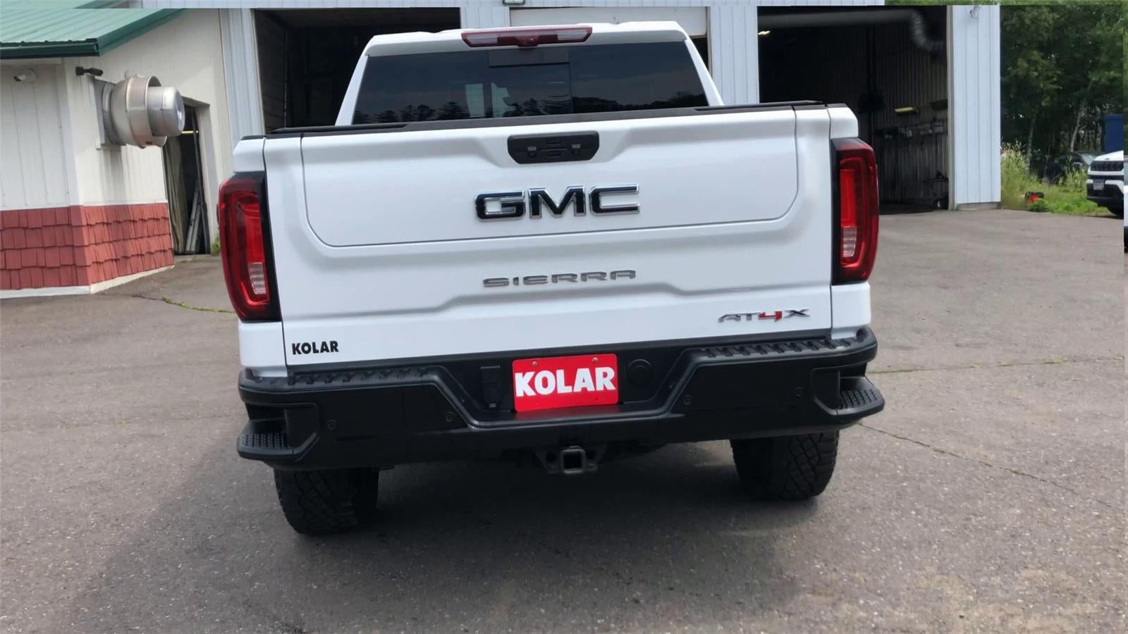 2024 GMC Sierra 1500 AT4X