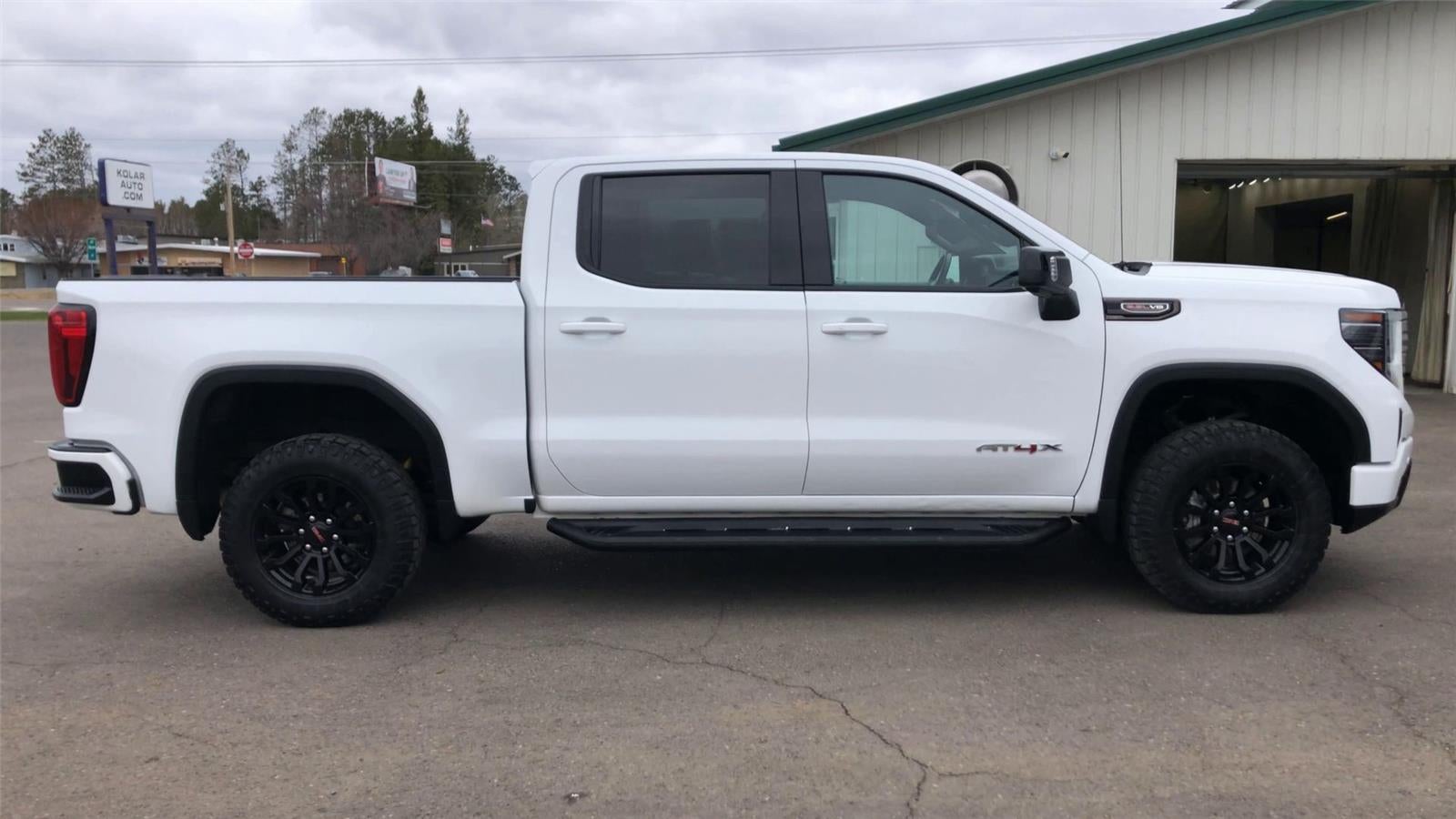 2022 GMC Sierra 1500 AT4X