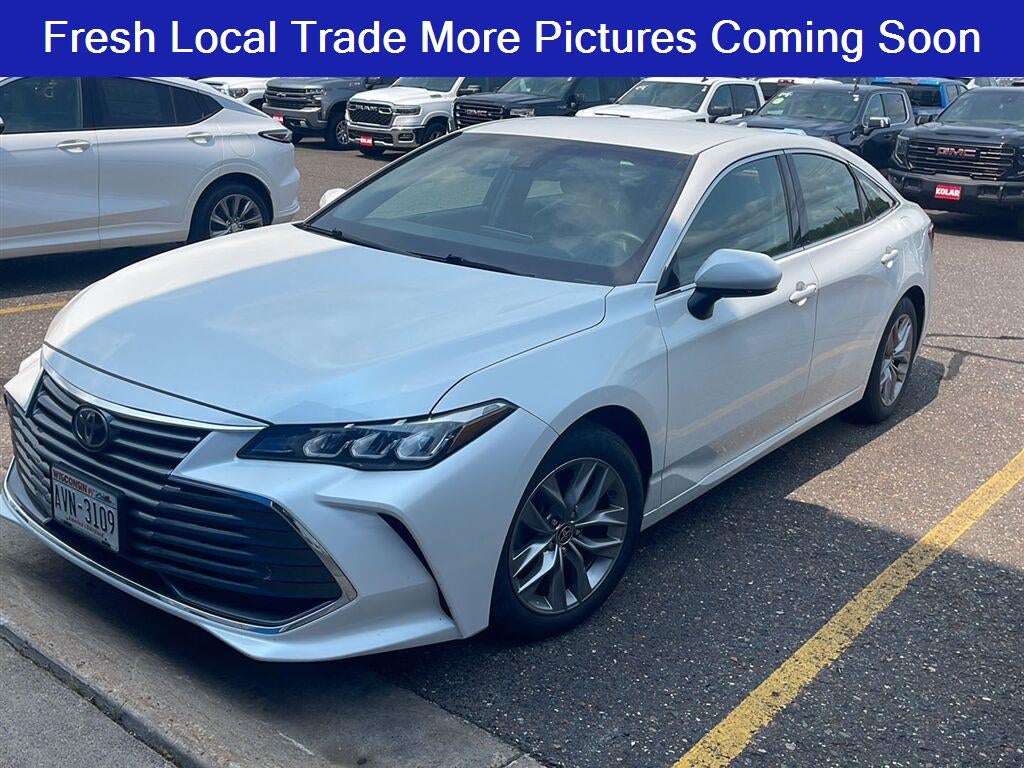 2022 Toyota Avalon XLE