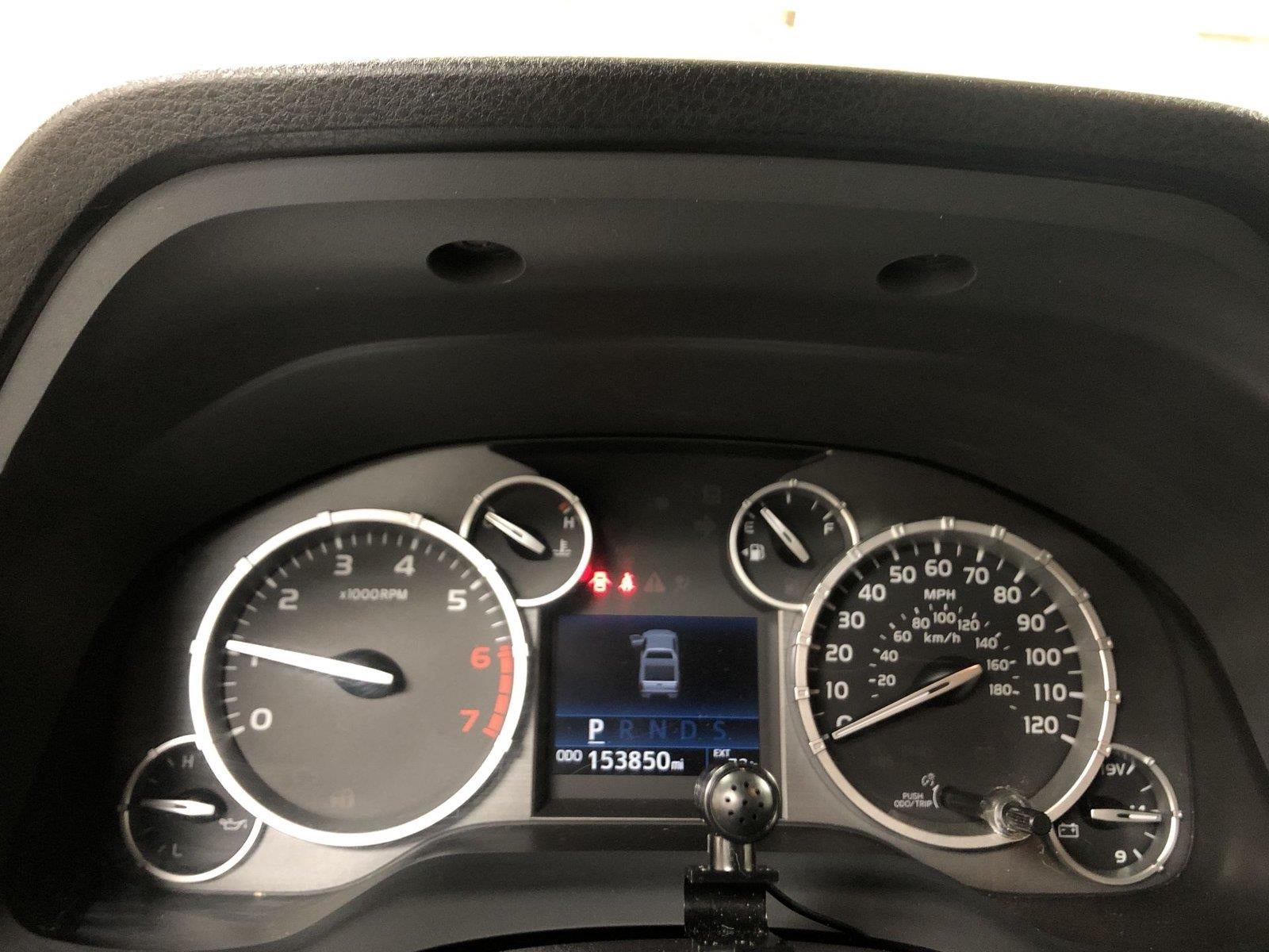 2016 Toyota Tundra SR5 5.7L V8