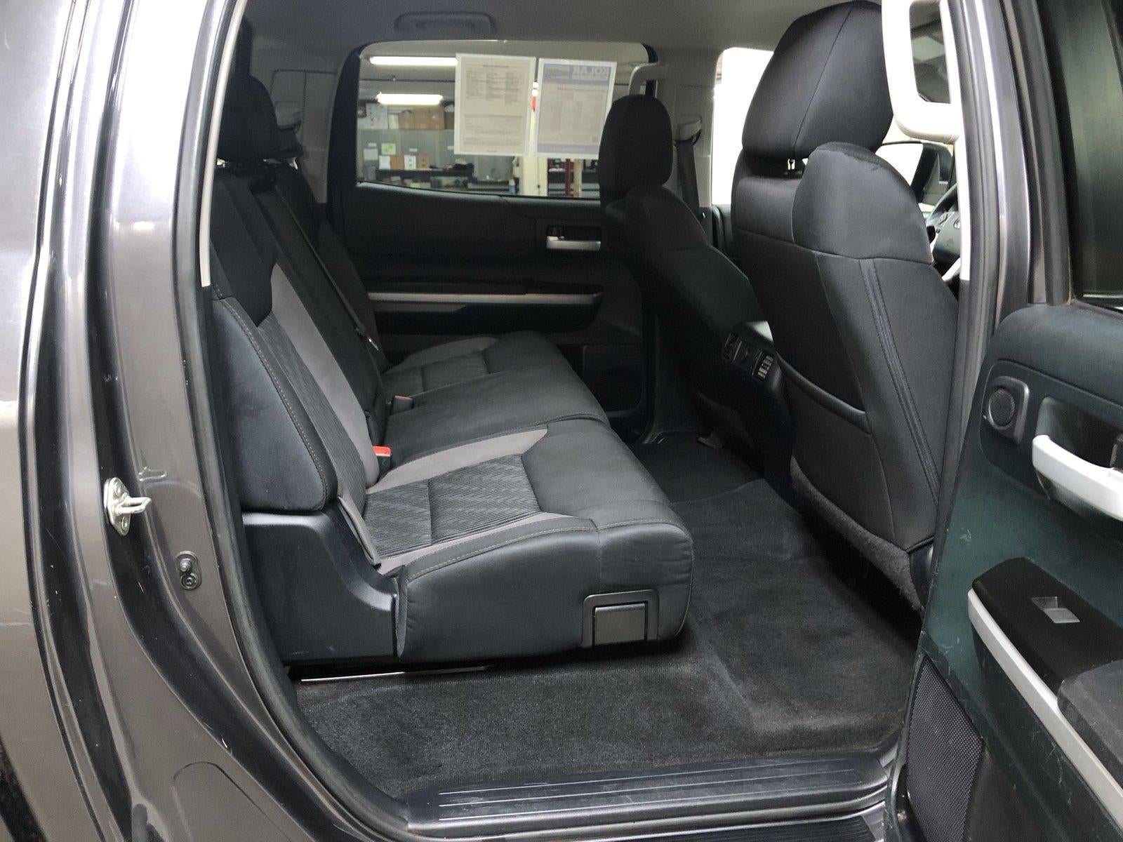 2016 Toyota Tundra SR5 5.7L V8