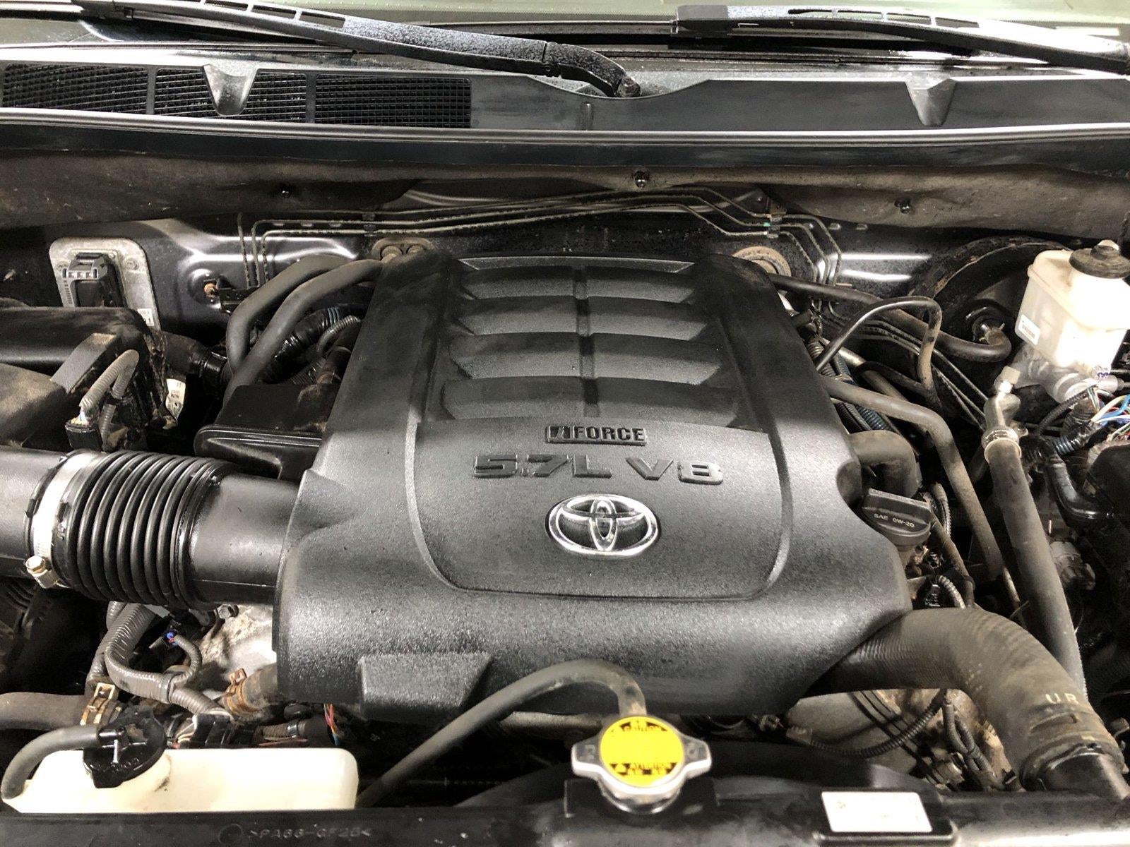 2016 Toyota Tundra SR5 5.7L V8