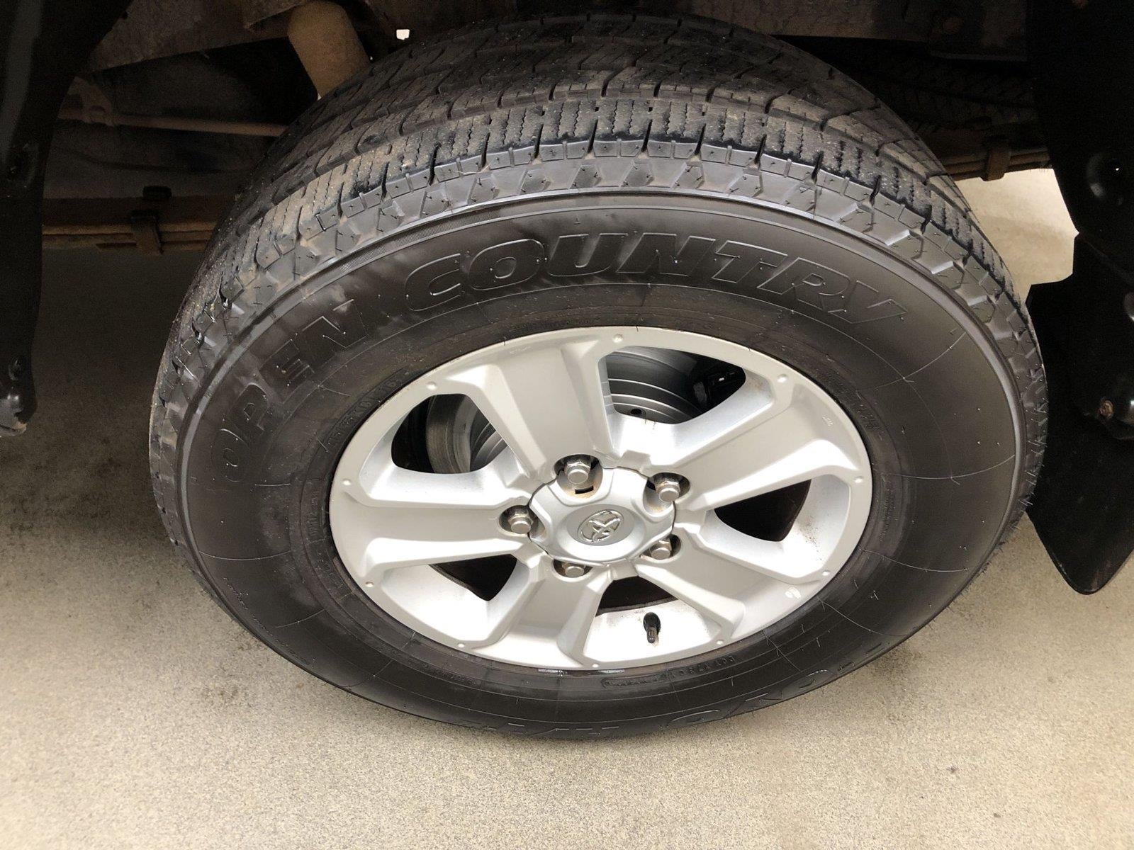 2016 Toyota Tundra SR5 5.7L V8