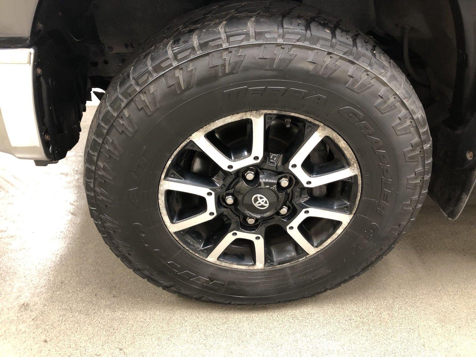 2016 Toyota Tundra Limited 5.7L V8