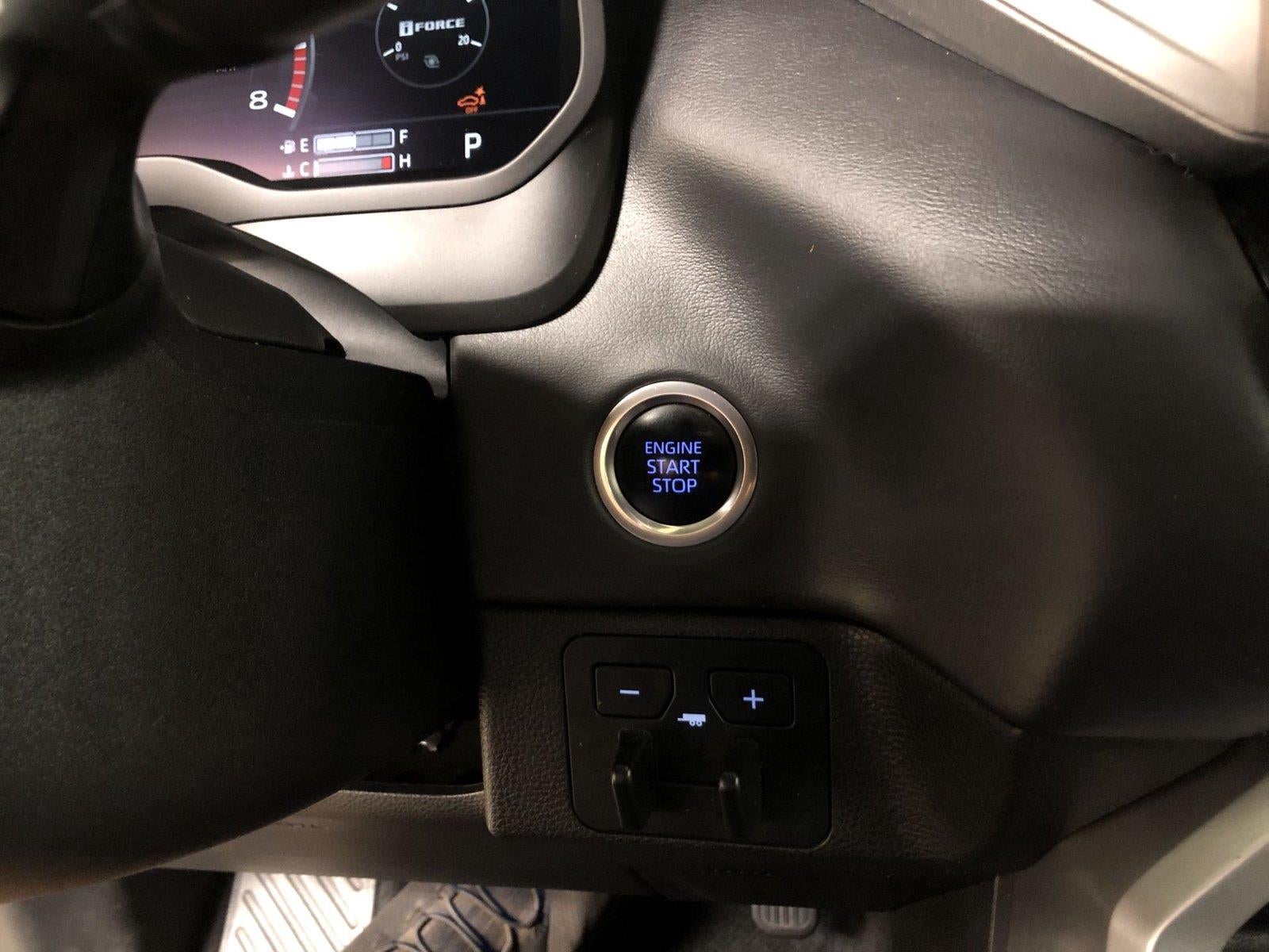 2023 Toyota Tundra 4WD Platinum